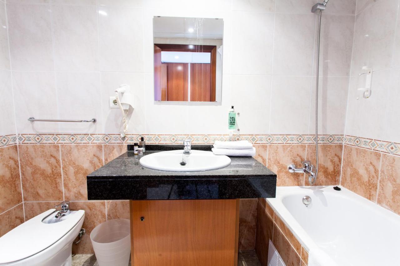 Hotel Calafell Platja Mar Kültér fotó